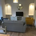 Eyre Luxury Apartment