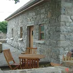 Traditional Stone Cottage 300 Years+