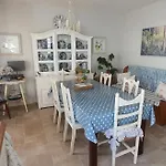 124 ,Castlelawn Heights, Headford Road Galway Homestay