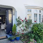 124 ,Castlelawn Heights, Headford Road Galway Homestay