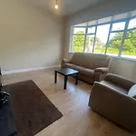 Yeats Lodge Self Catering Apartment And Bar