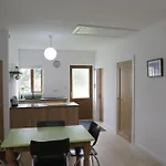 Spacious Modern One Bedroom Apartment