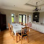 Corndulla Cottage House