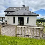 Corndulla Cottage House