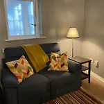 1 Minute To Everywhere! Galway City Centre