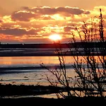 Salthill B&B Ocean Villa