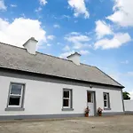 Mary\'S Cosy Cottage On The Wild Atlantic Way