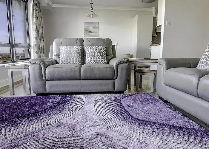 Dockside Penthouse - Free Parking