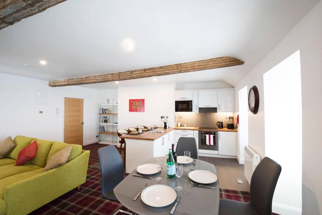 City Duplex Apartment *