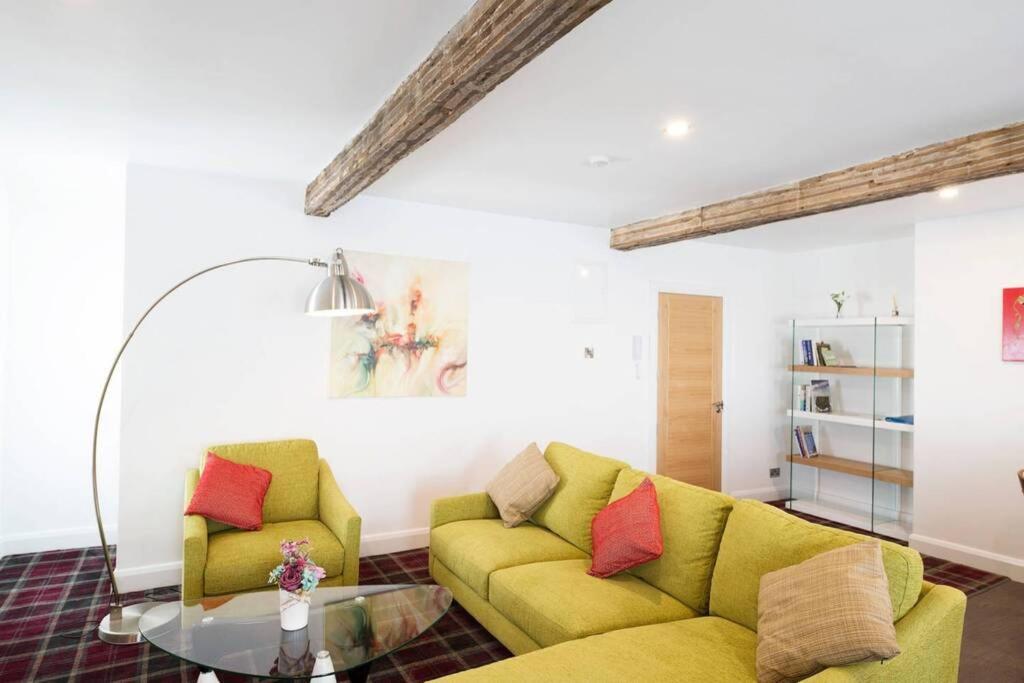 City Duplex Apartment *