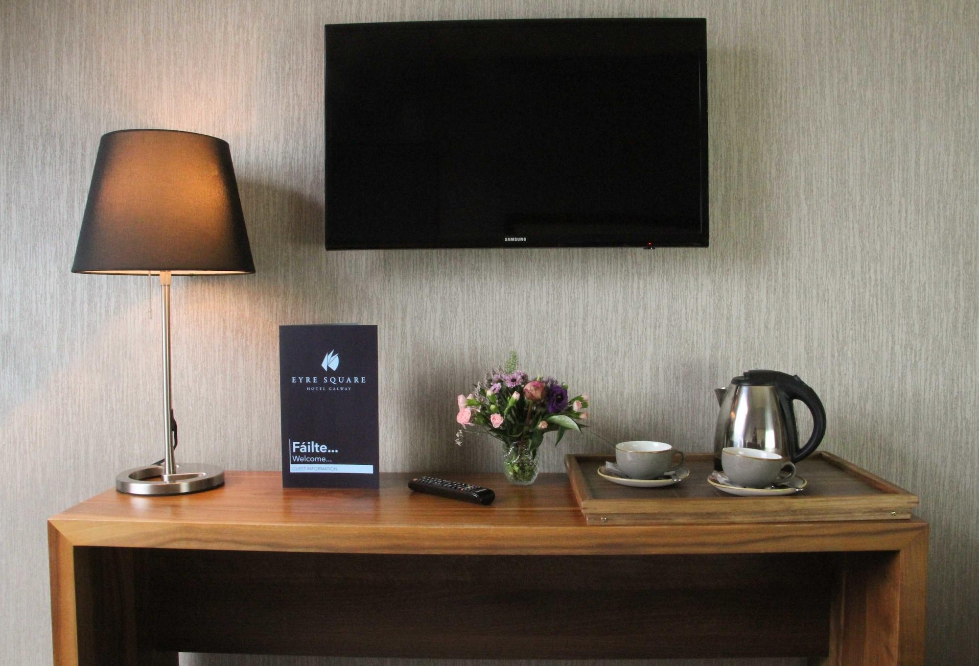 Eyre Square Hotel