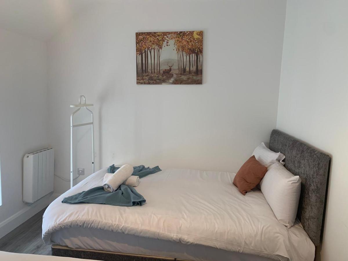 Eyre Square Lane Budget Guest house