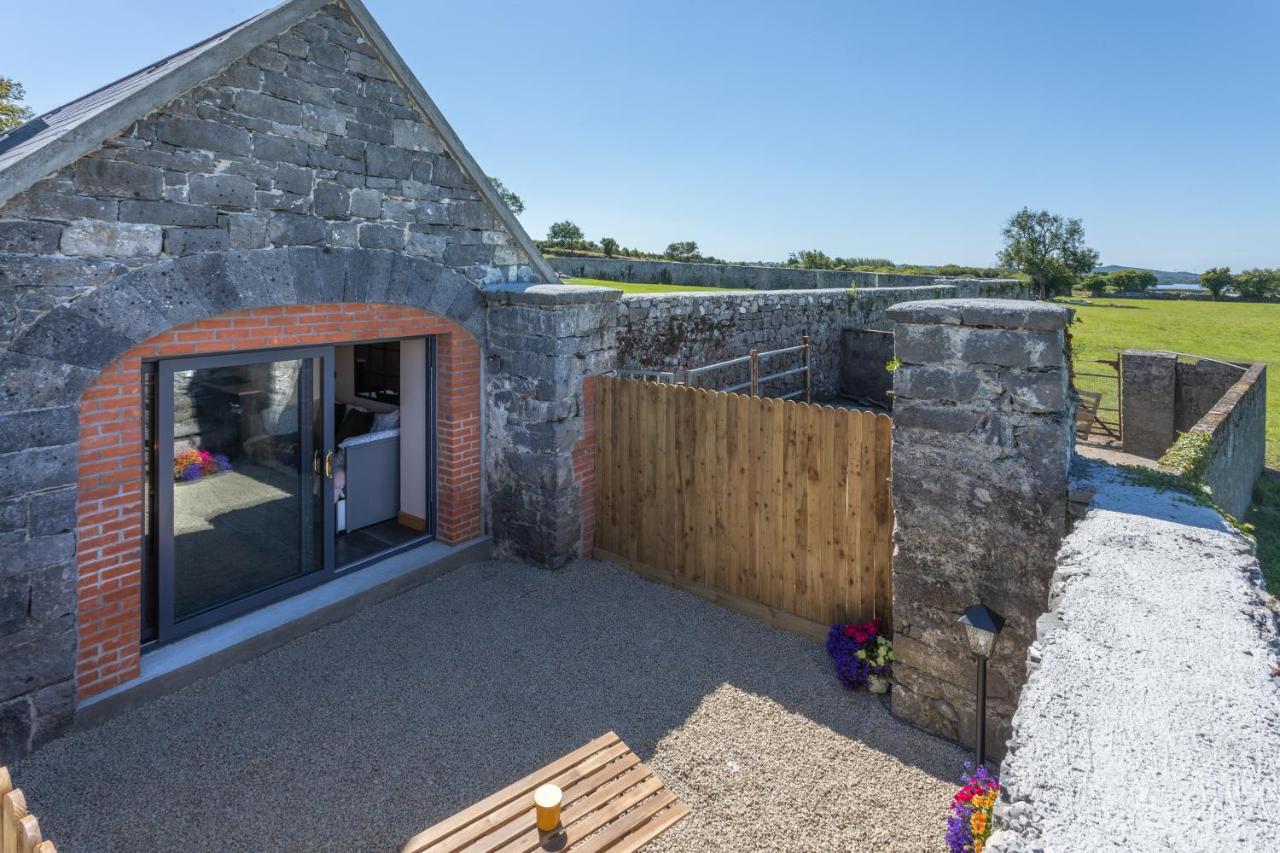 Coach House On The Shores Of Lough Corrib Holiday home