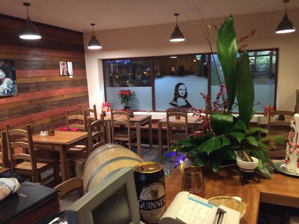 Latin Quarter Cosy Apartment * Galway