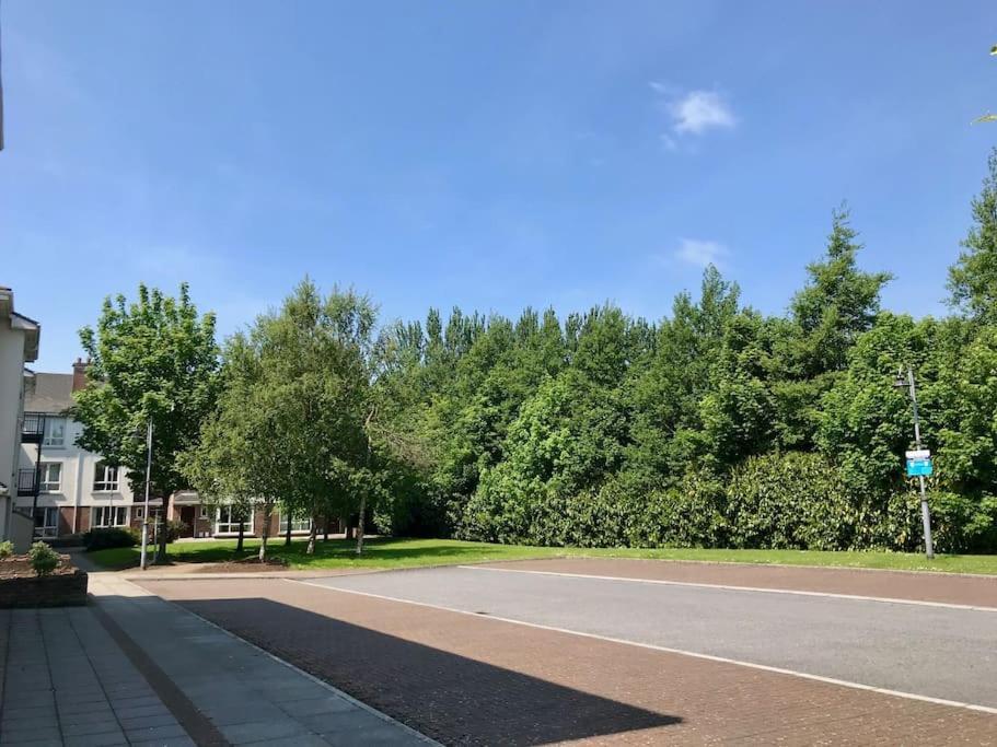 121 - Center 4 Bedroom Townhouse, Sleeps 6 Holiday home *