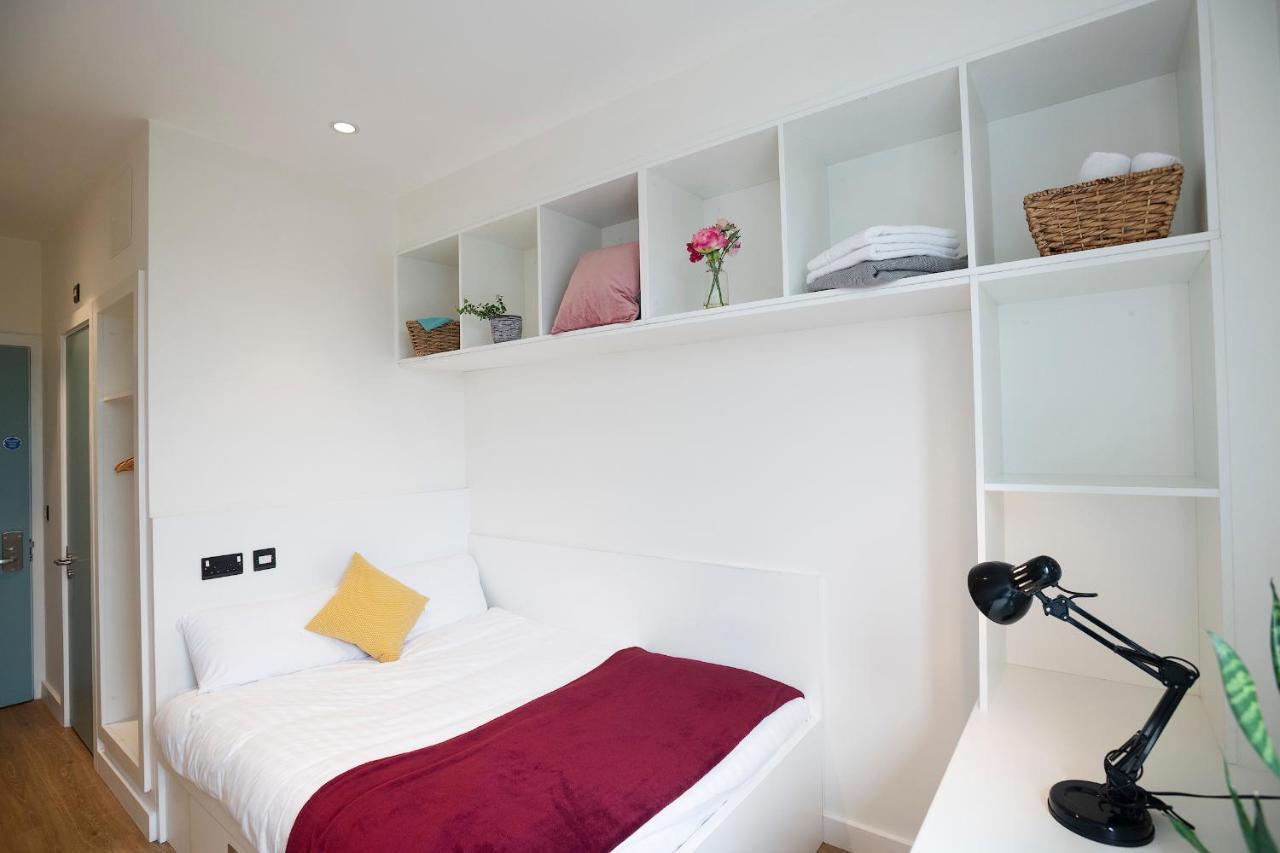 Apartment Goldcrest Village Of