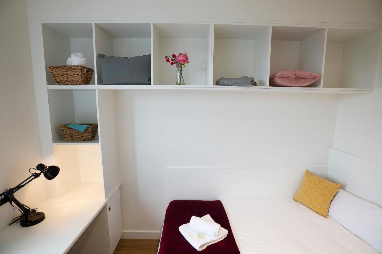 Goldcrest Village Of Apartment *