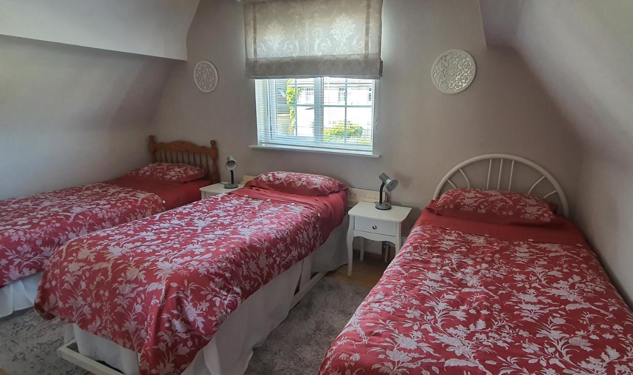 124 ,castlelawn Heights, Headford Road Homestay * Galway