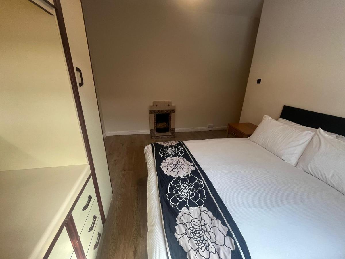 Yeats Self Catering And Bar Apartment Galway