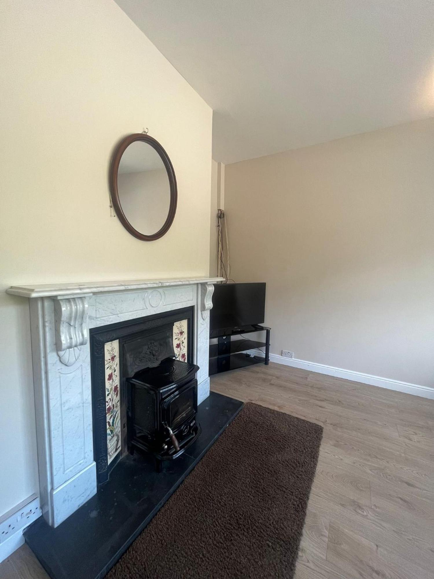 Yeats Self Catering And Bar * Galway