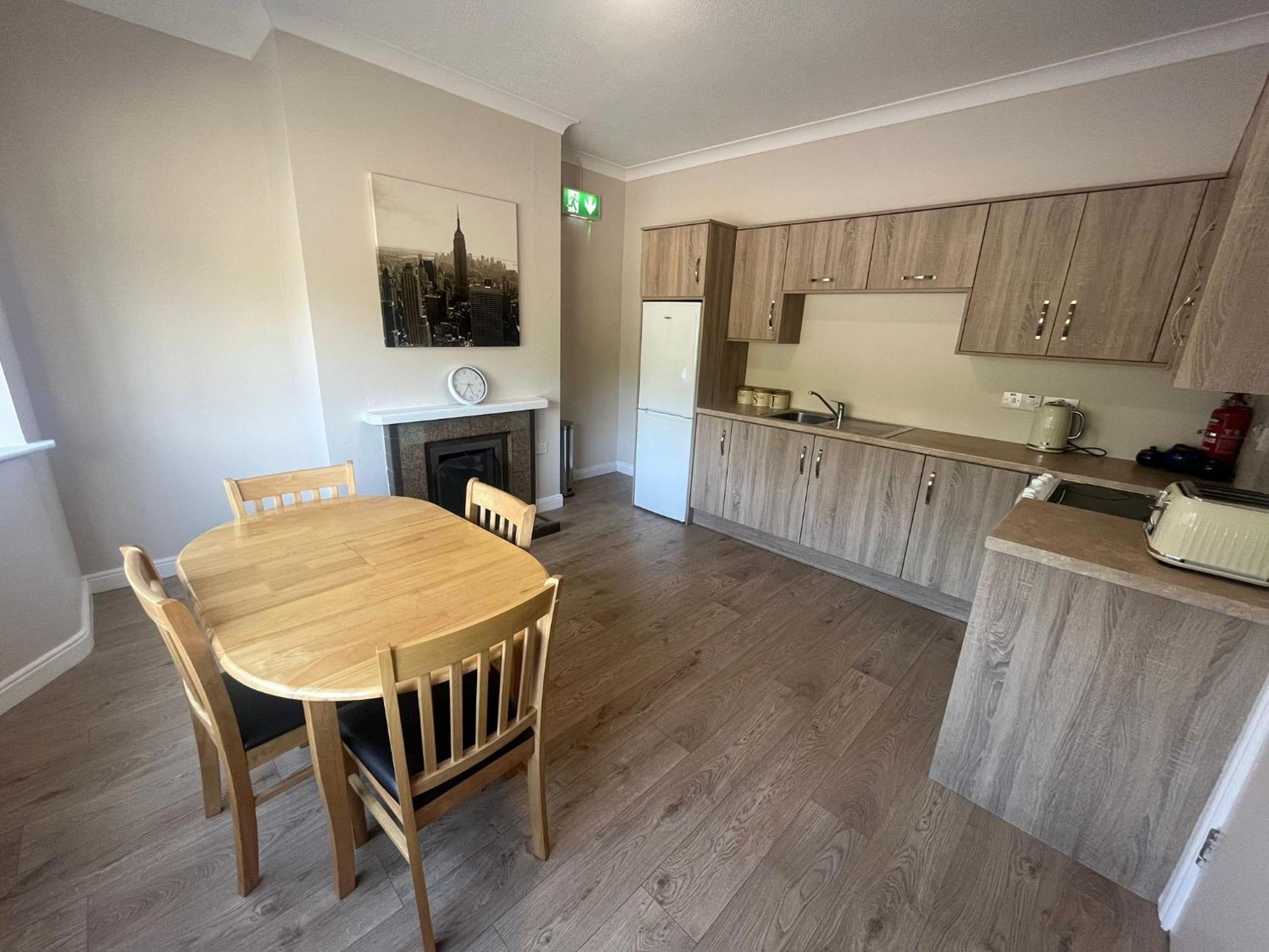 Yeats Self Catering And Bar Apartment
