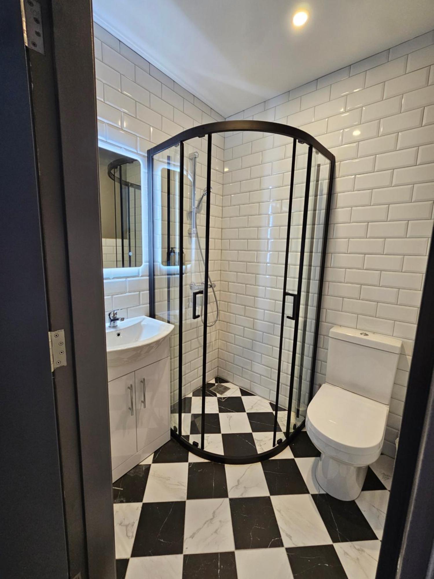 Guest house The Abbeygate Townhouse