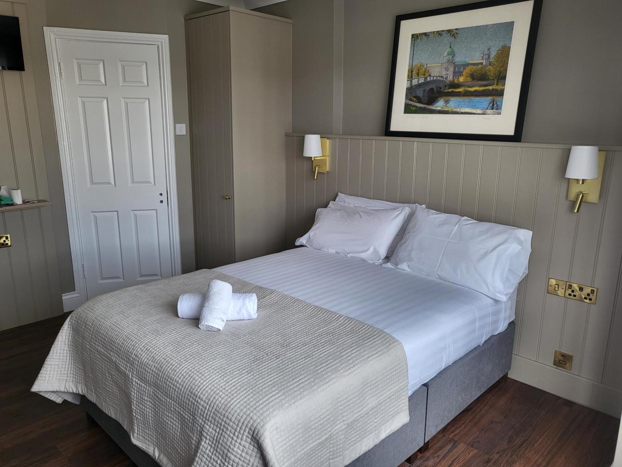 Urban Nest Townhouse Bed & Breakfast 3*