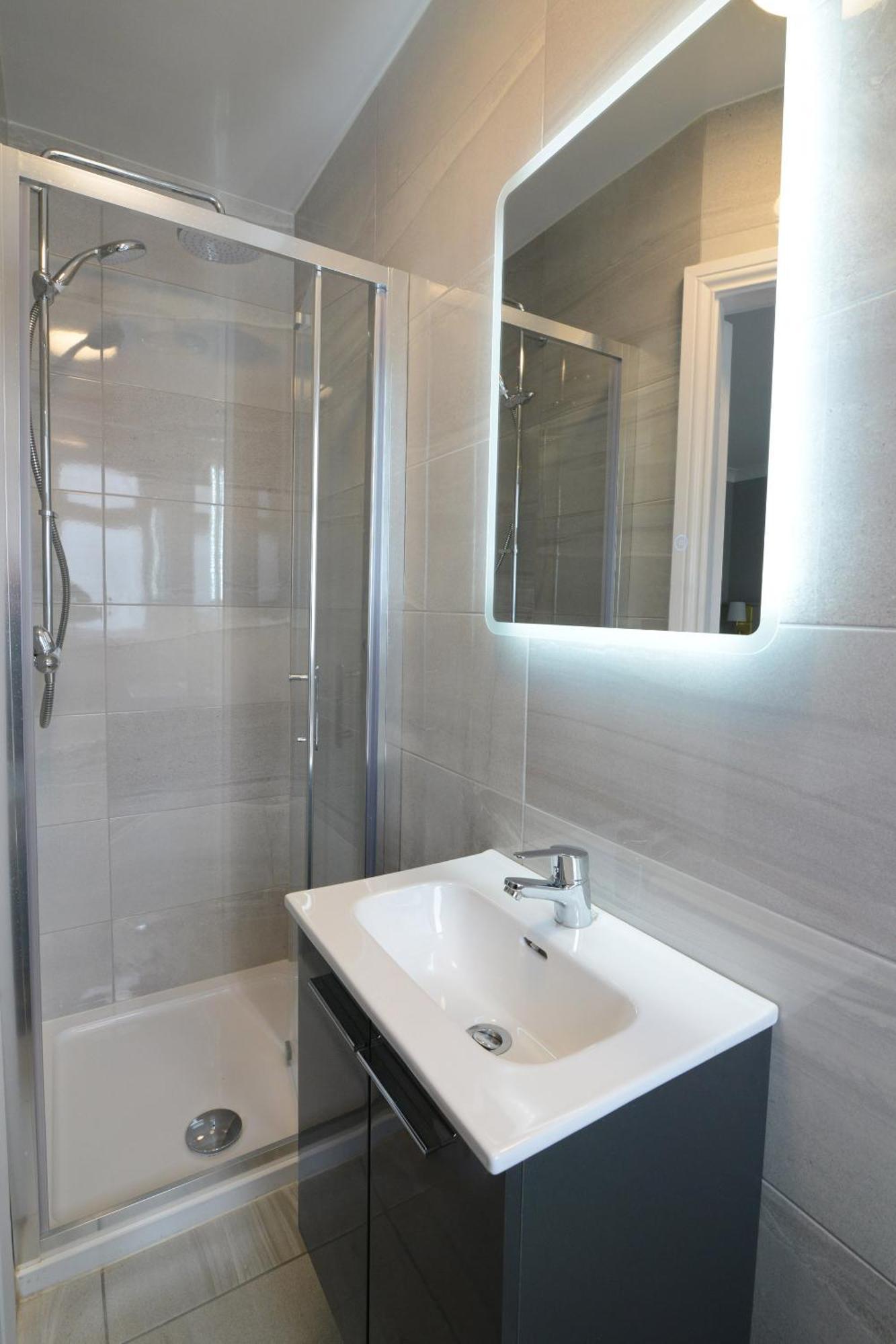 Urban Nest Townhouse 3*