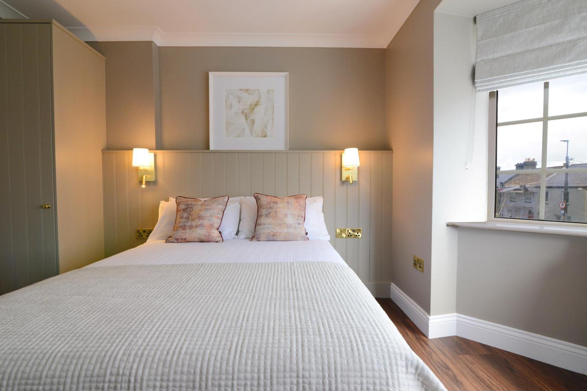 Urban Nest Townhouse Bed & Breakfast 3*