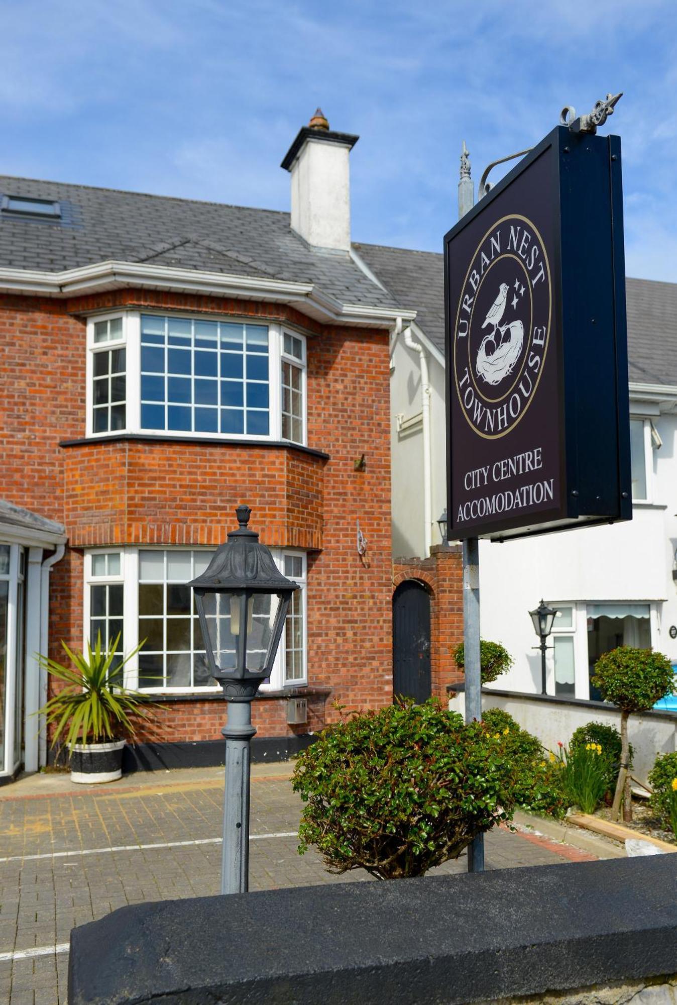 Urban Nest Townhouse 3*