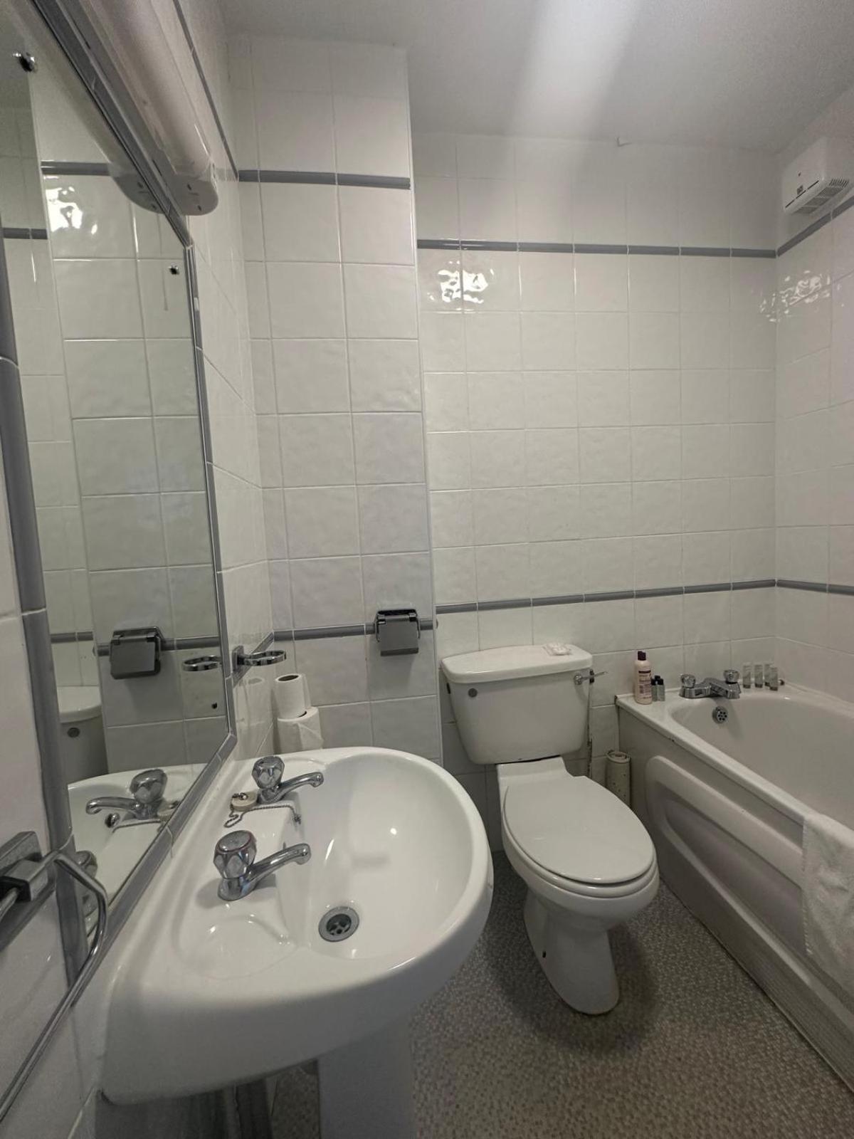 St Bridget's Aparthotel *