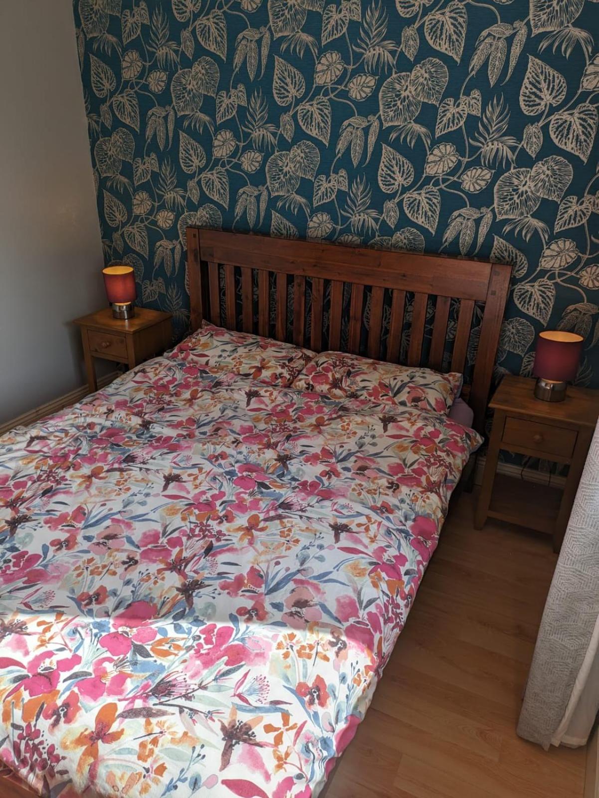 Latin Quarter Cosy Apartment Galway