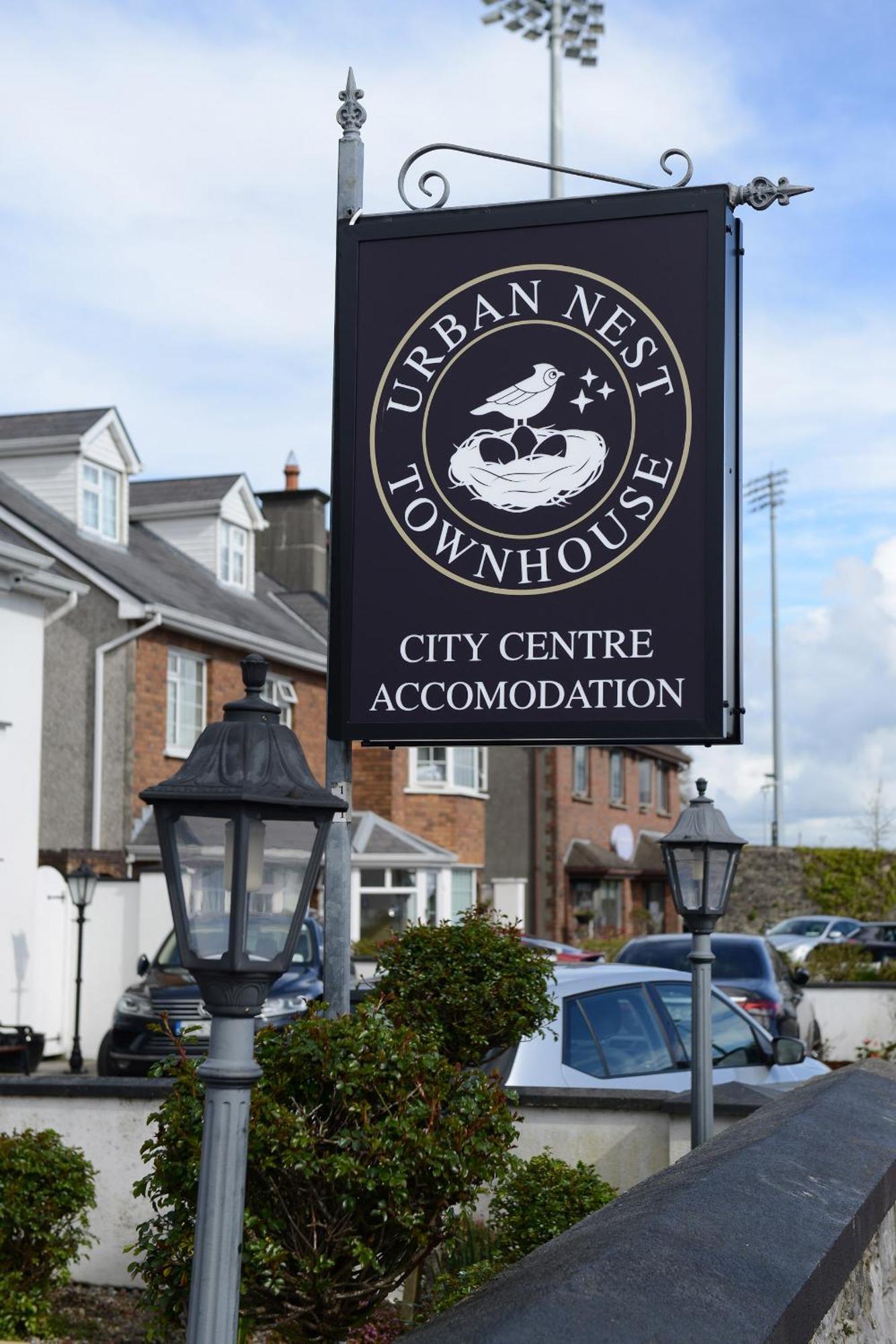 Bed & Breakfast Urban Nest Townhouse 3*