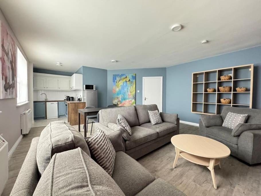 The Art House 8 Apartment