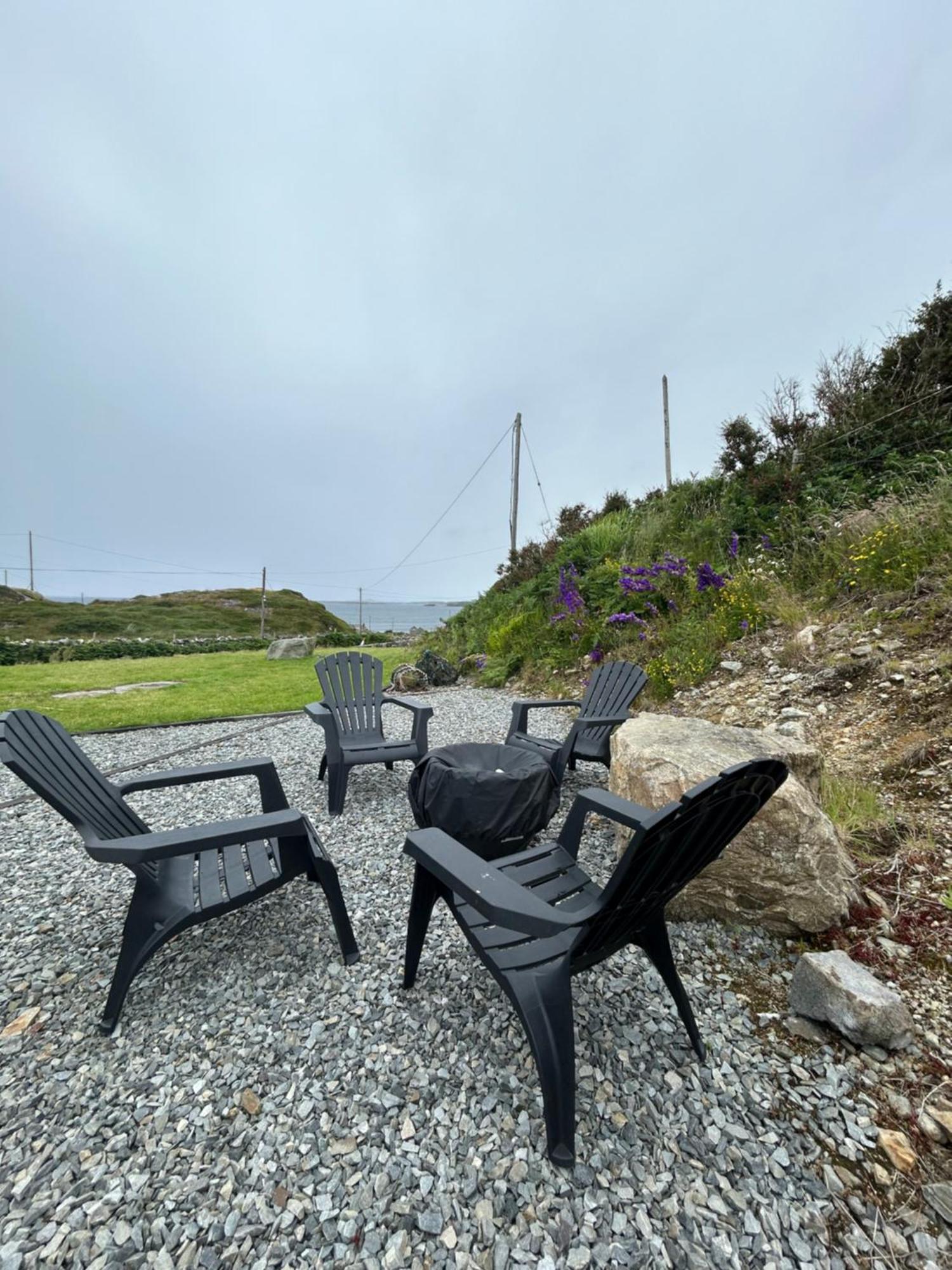 Mary's Seaview Clifden