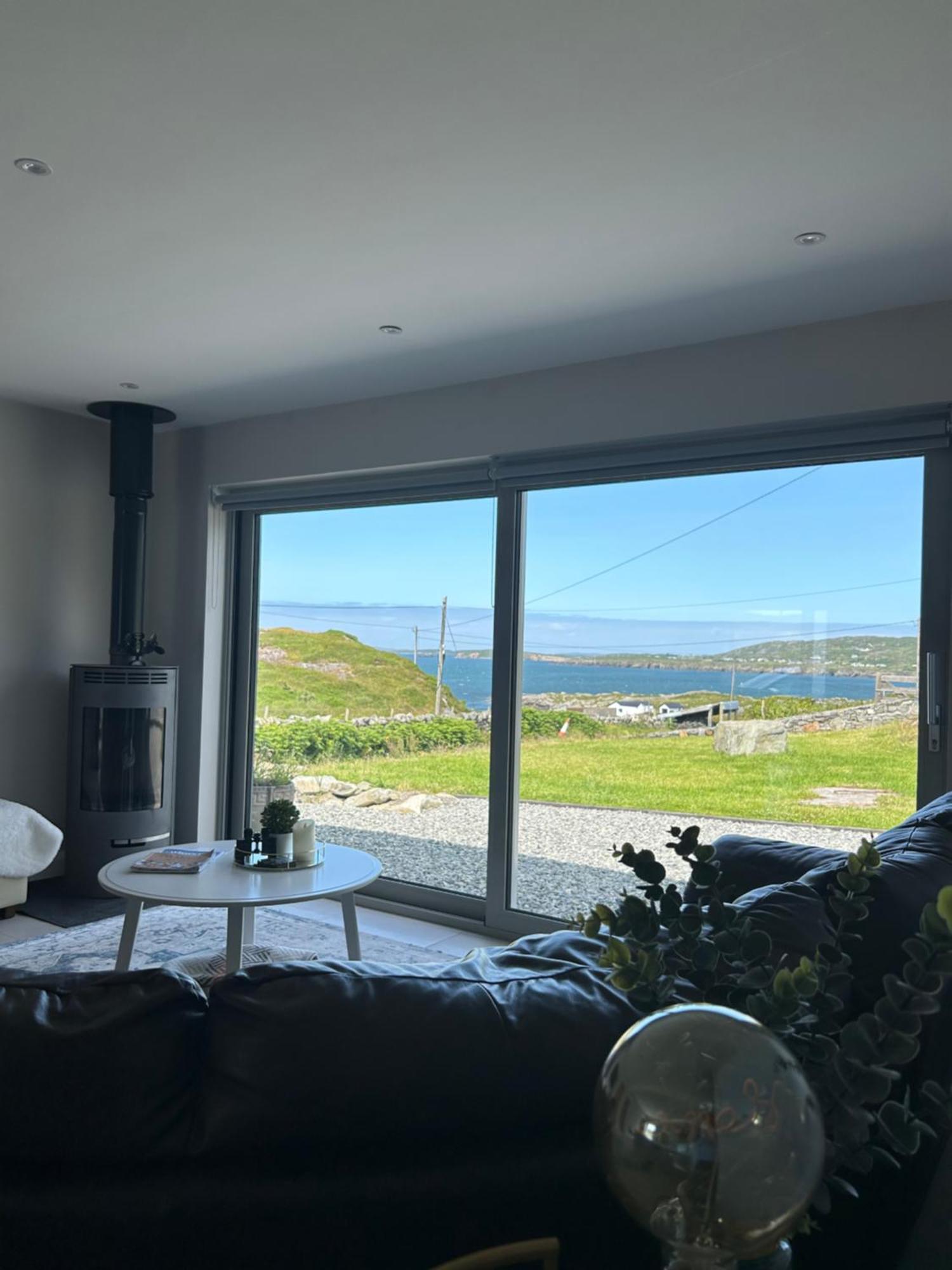 Mary's Seaview Clifden Holiday home *