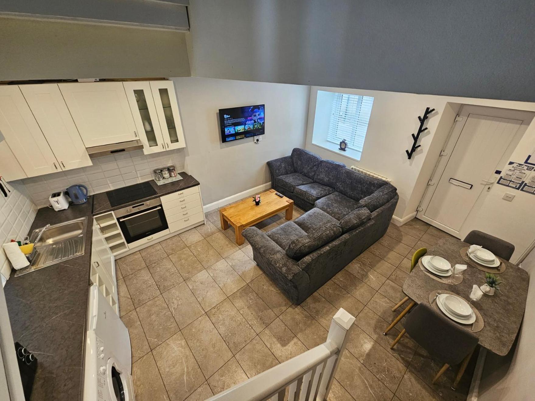 5 Eyre Square Lane Apartment Galway