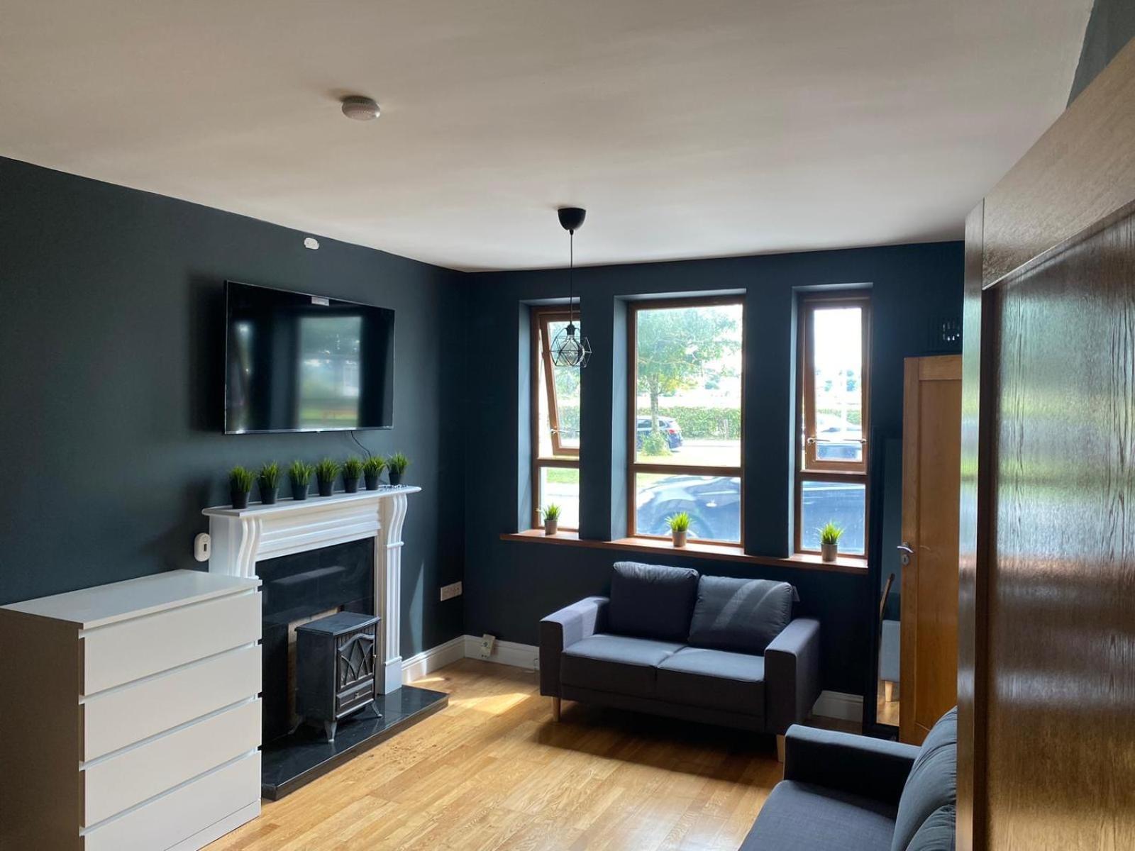 Bay Townhouse *