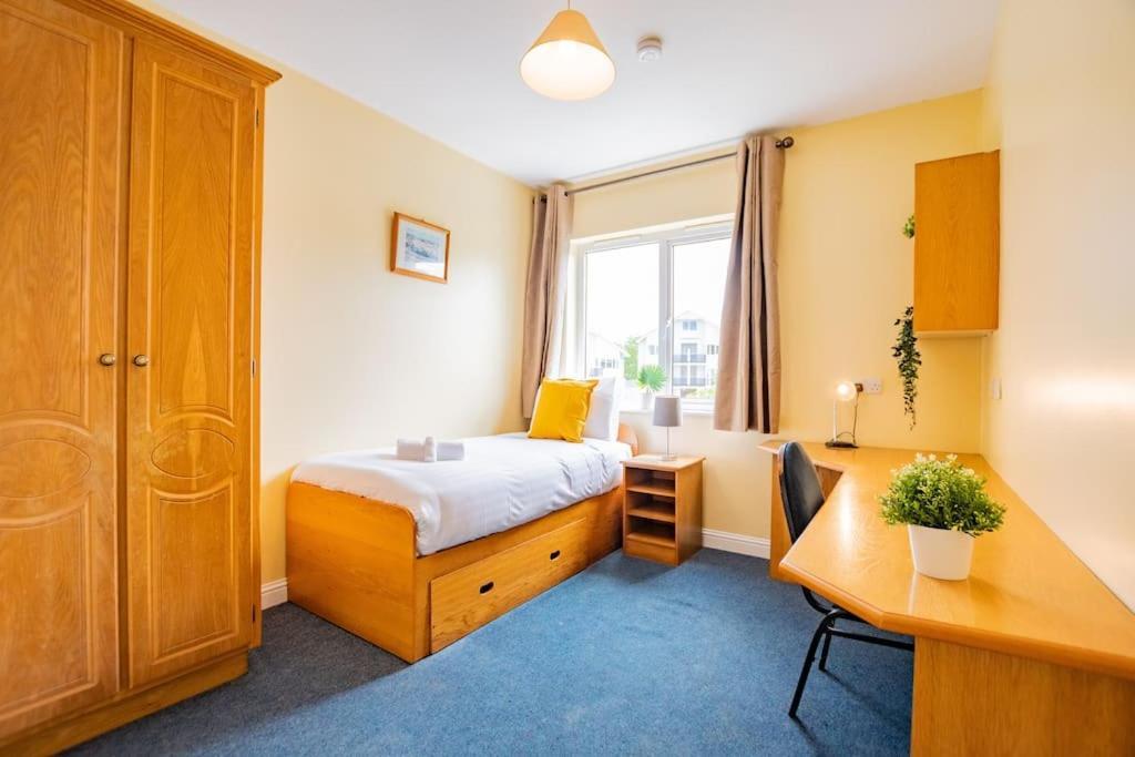 Apartment 82 - 3 Bed By Shortstays