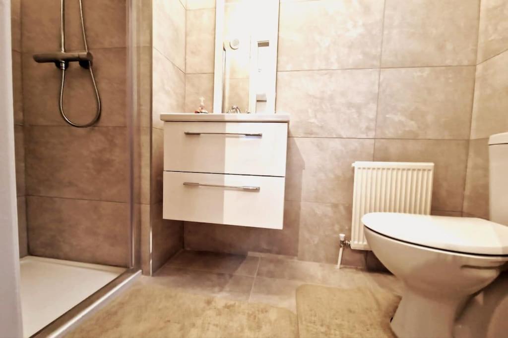 Your - Four Bed With Parking! Apartment Galway