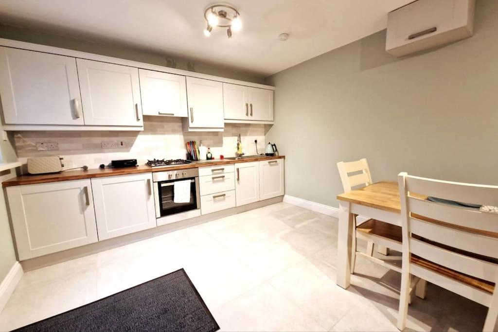 Your - Four Bed With Parking!