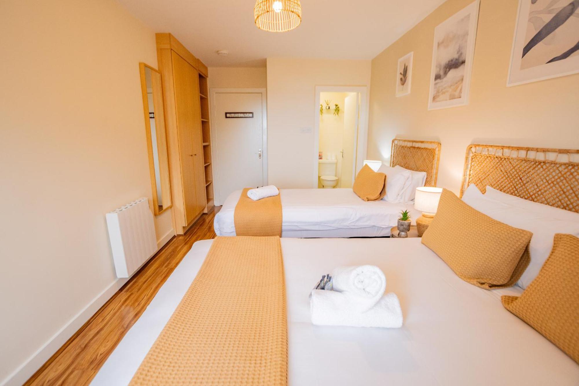 Apartment Atalia View Penthouse With Balcony Galway