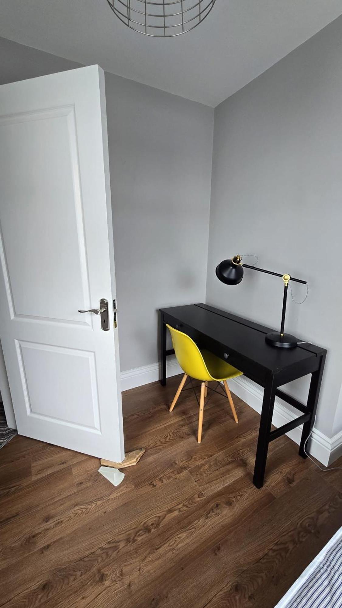 Apartment Luxury - Sleeps 7 *