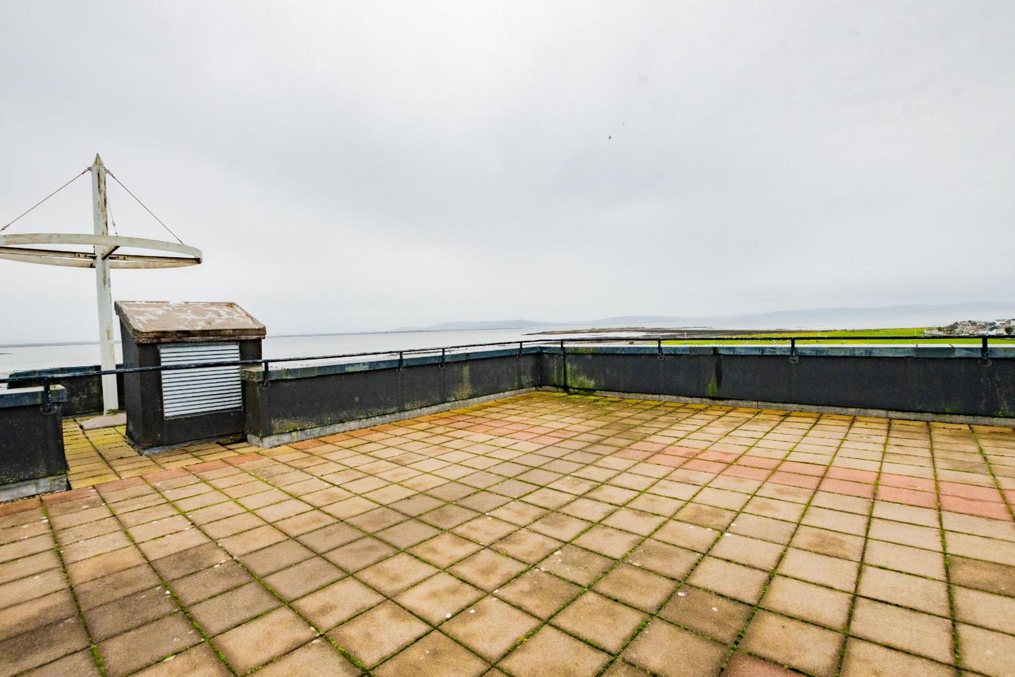 Dockland - Penthouse * Galway