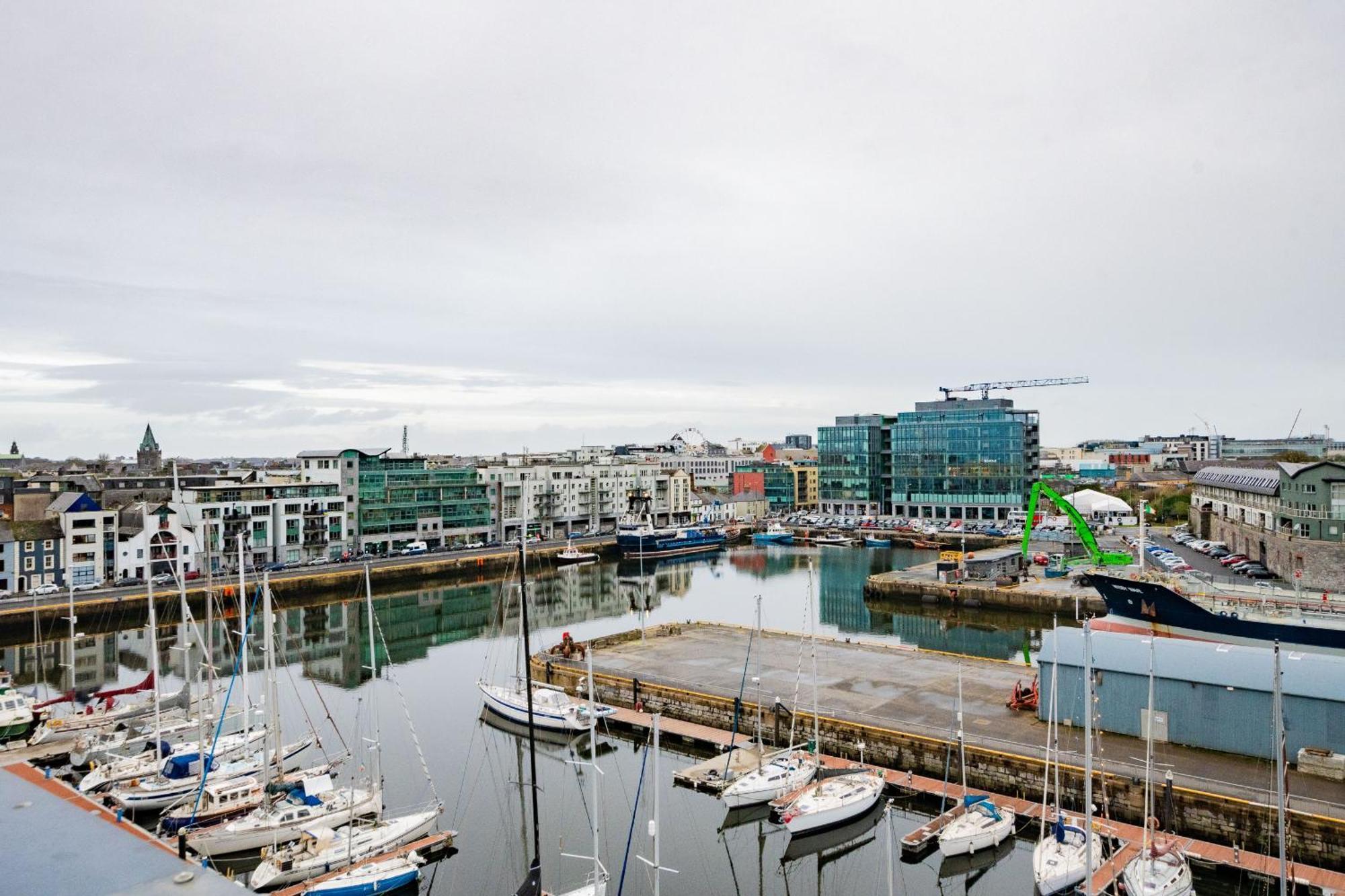 Dockland - Penthouse * Galway