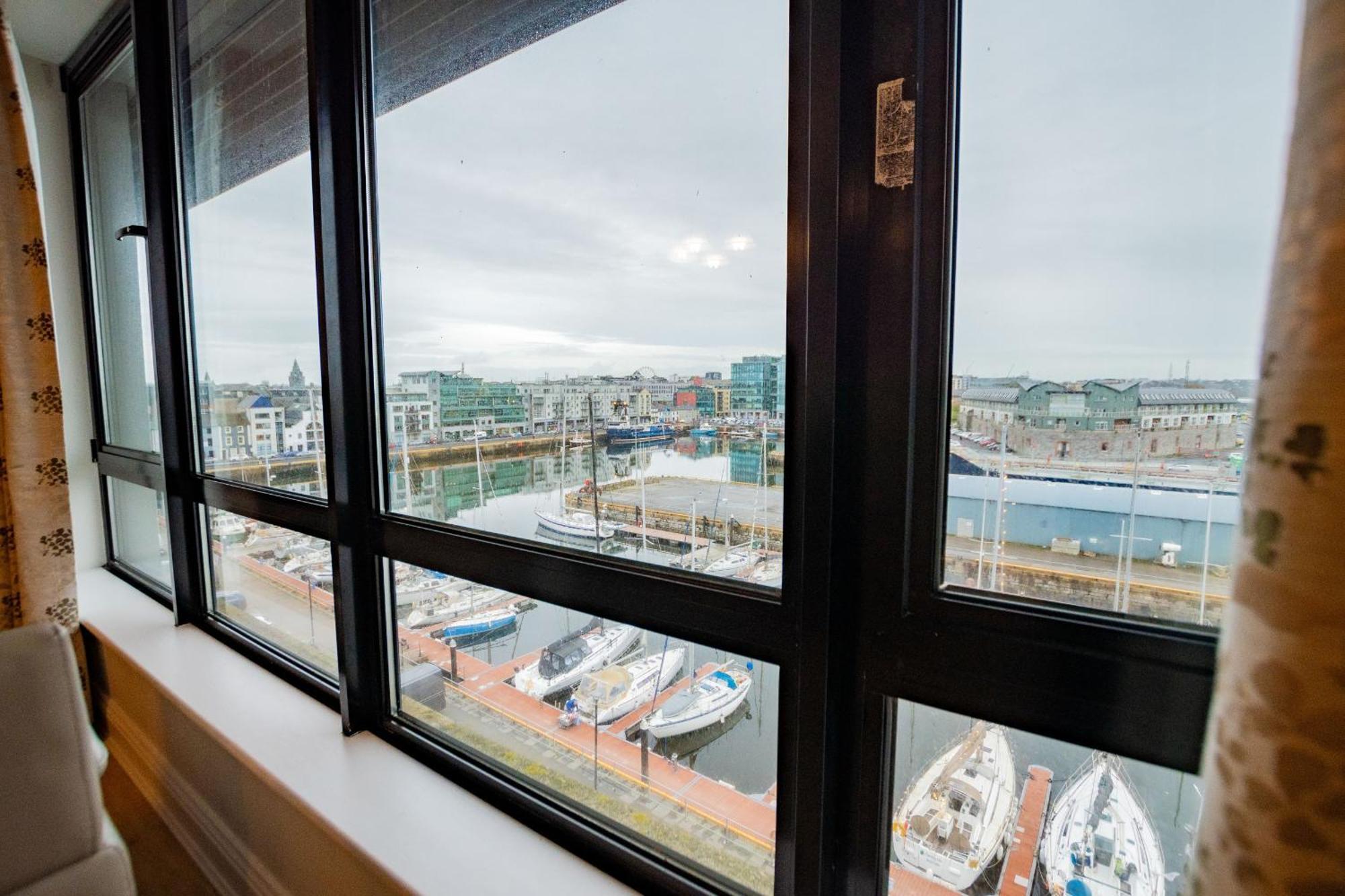 Apartment Dockland - Penthouse Galway