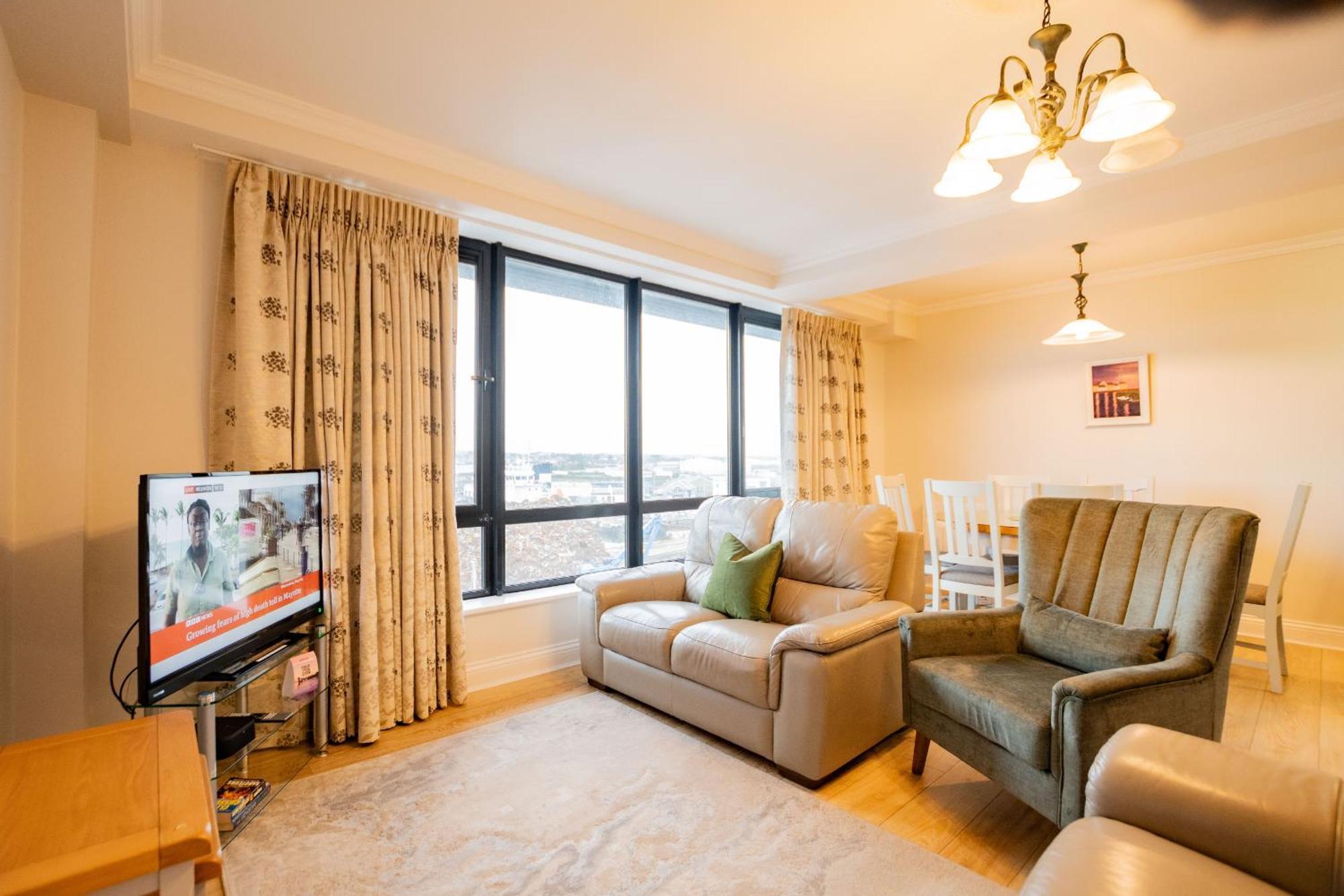 Dockland - Penthouse Apartment *