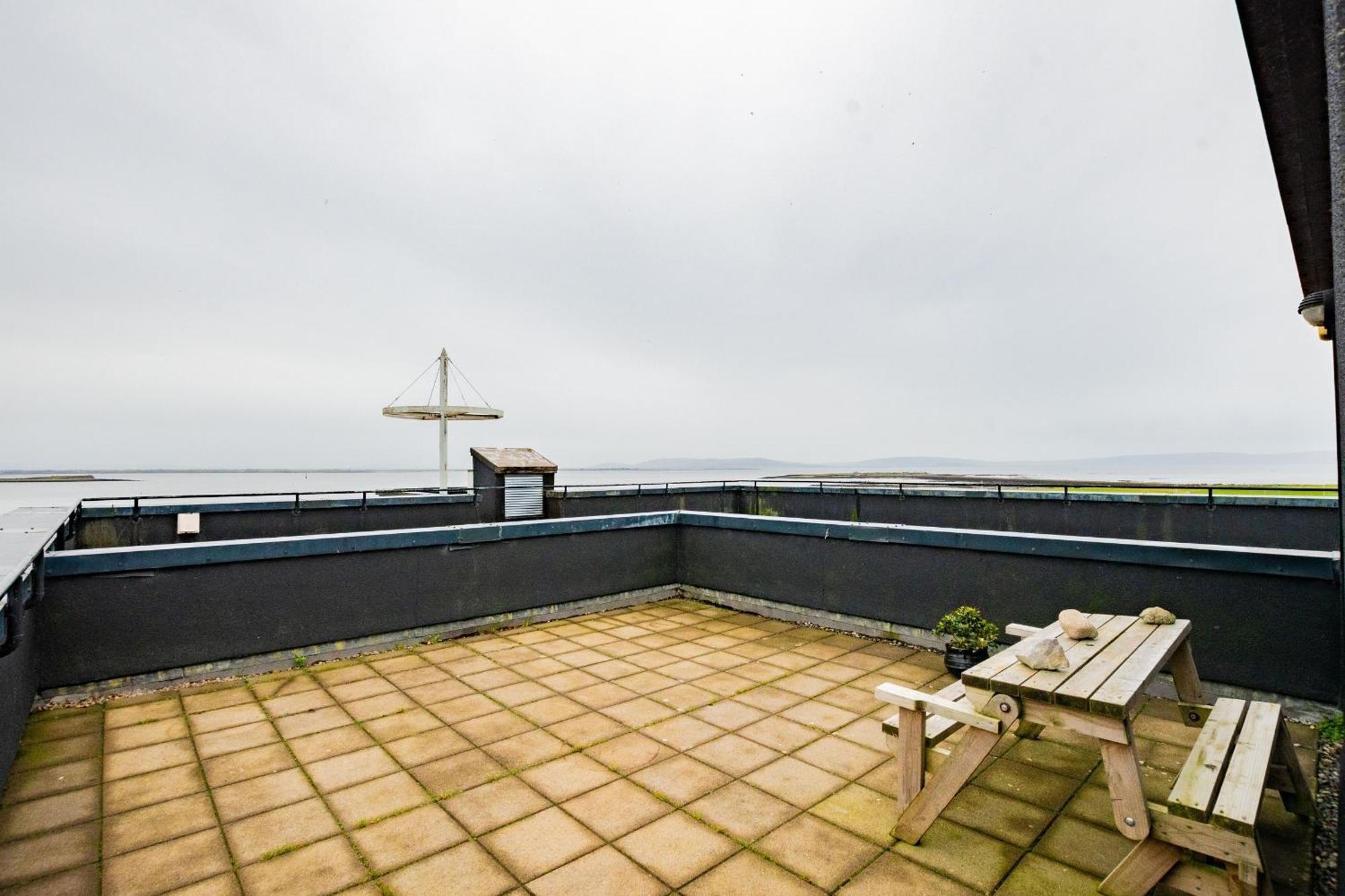 Apartment Dockside Penthouse - Free Parking
