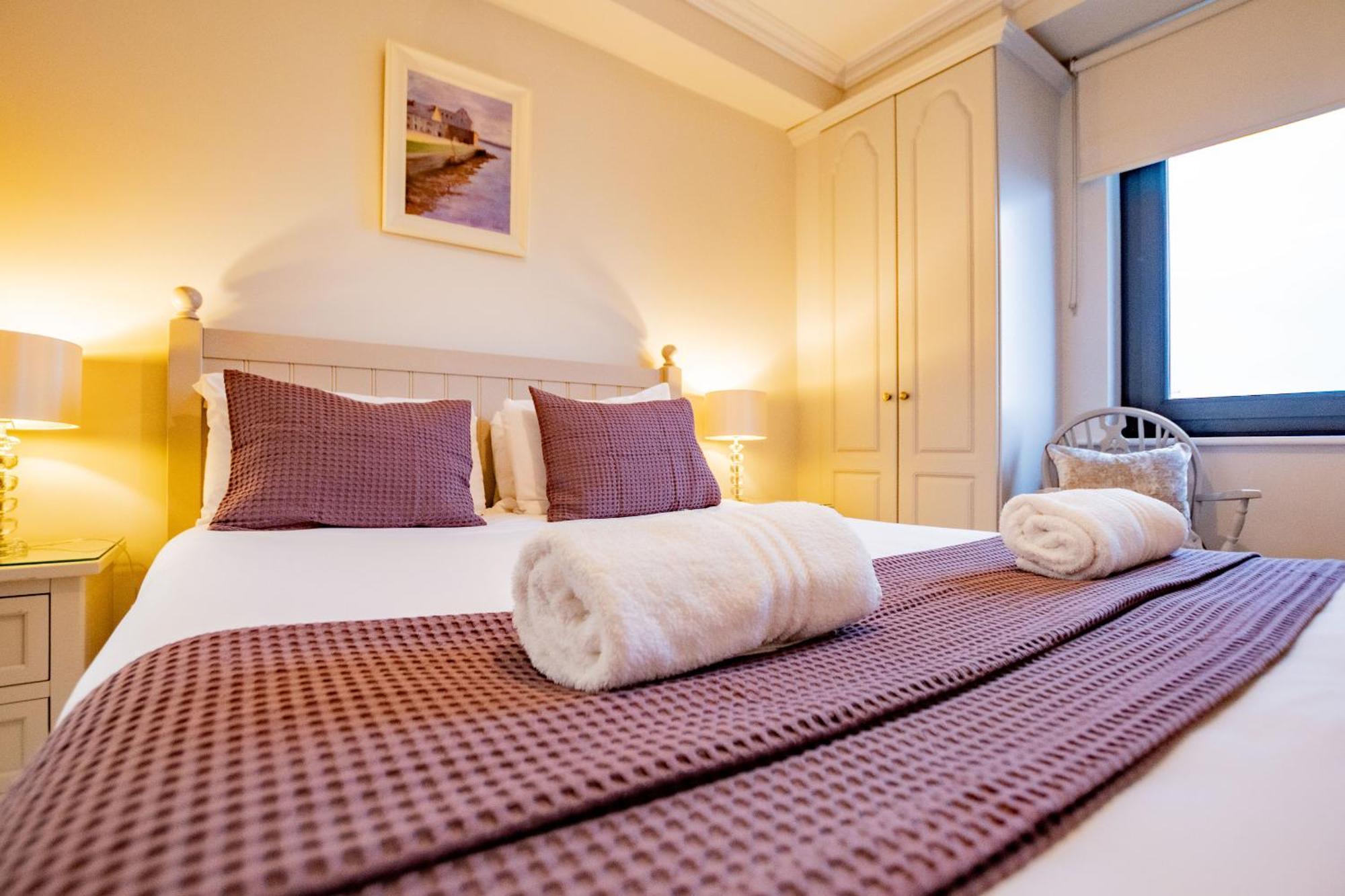 Apartment Dockside Penthouse - Free Parking Galway