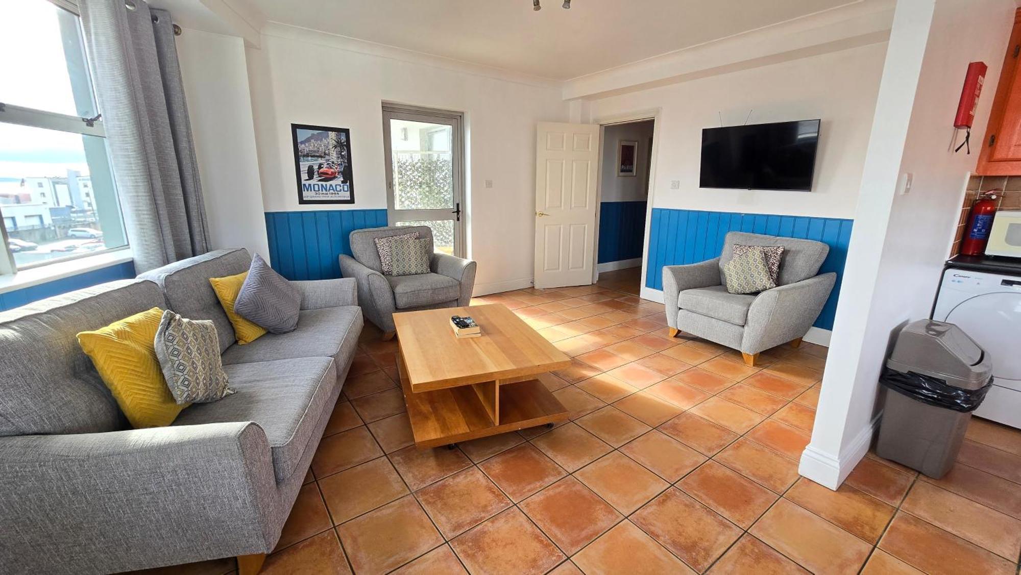 Apartment Cool Dockland Apt, Sleeps 5, With Parking *